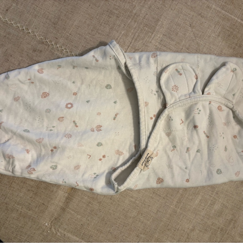Keababies Newborn Swaddle with Velcro Closure